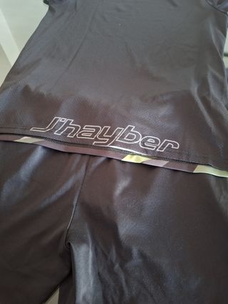 Conjunto deportivo J'hayber niño