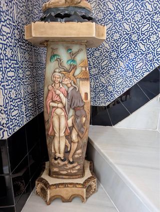 Figura cerámica oriental