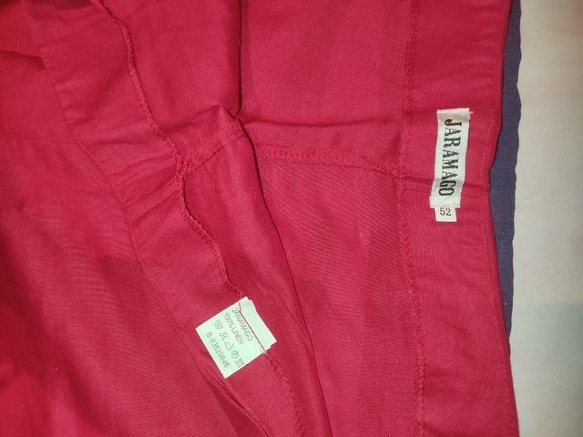 Pantalón rojo mujer con cremallera lateral