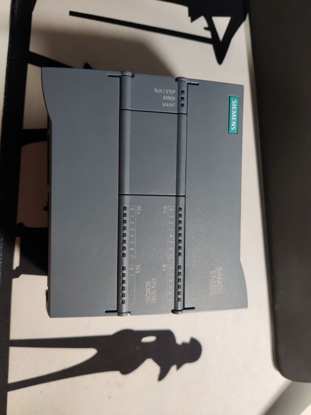 Siemens SIMATIC S7-1214C PLC