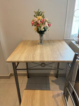 Mesa Comedor 2 sillas - metal y madera