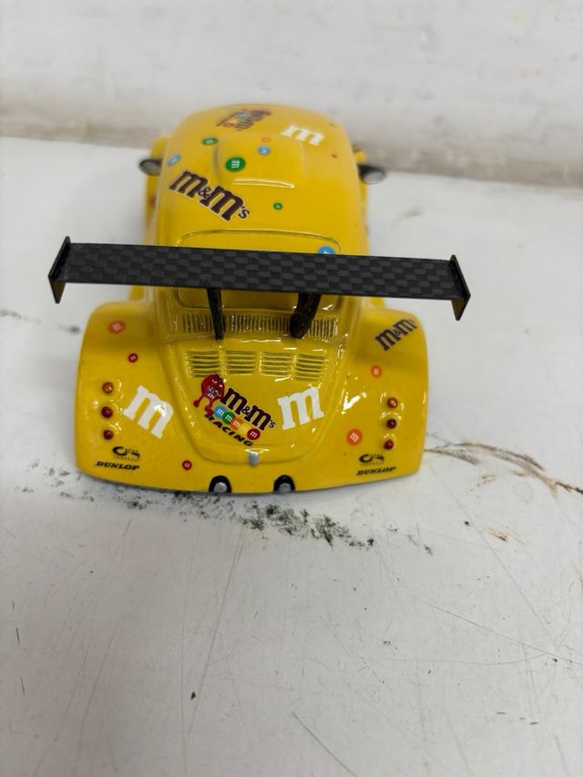 Escarabajo M&M's 1/24