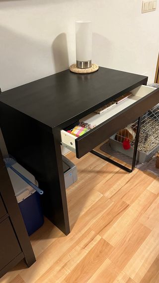 Escritorio negro -  Madera y metal