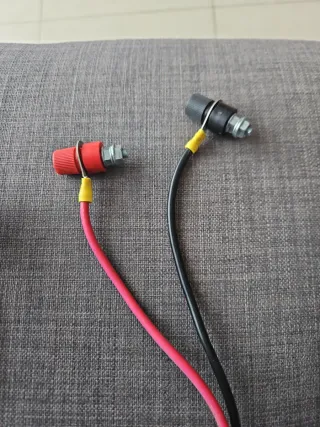 Cargador FERVE F-2512 12V
Semi nuevo