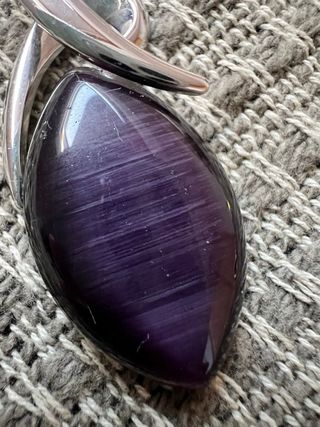 Colgante morado acero - Joya elegante