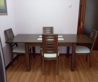 Muebles salón: Librería + Mesa Comedor 4 sillas