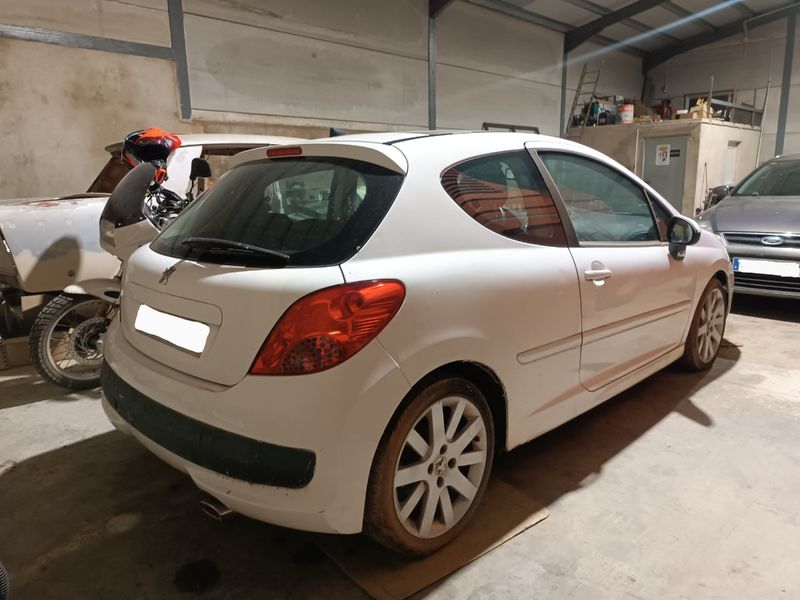Despiece Peugeot 207 THP 2008 - foto 1