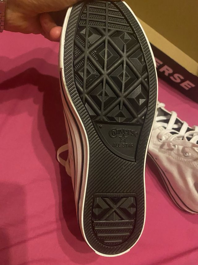 Converse blancas altas