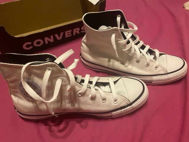 Converse blancas altas