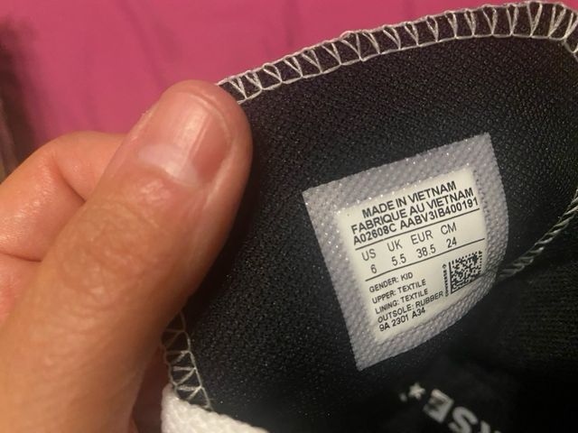 Converse blancas altas