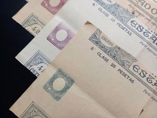 Lote antiguo Papel del Estado con sellos fiscales