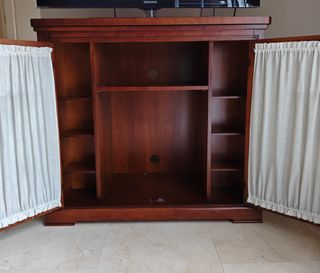 Mueble TV madera noble