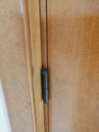 Lote de seis puertas de pino macizo en Riaza