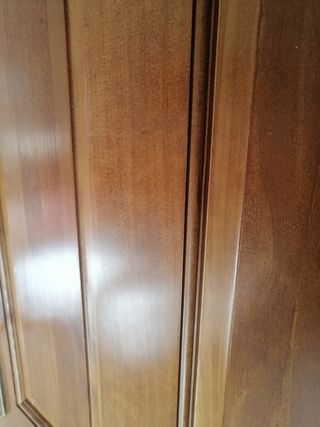 Lote de seis puertas de pino macizo en Riaza