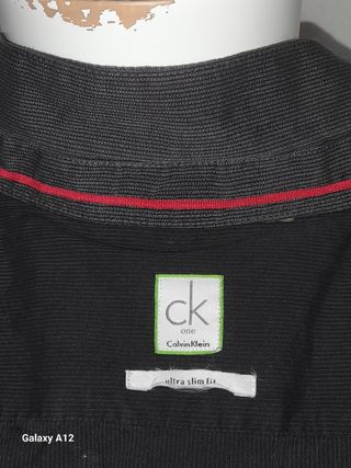 Camisa Calvin Klein bicolor