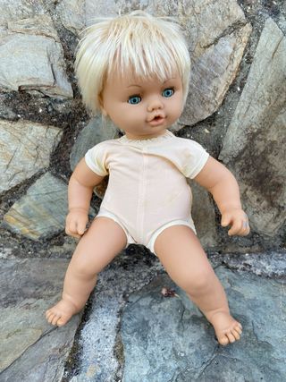 Muñeca bebé años 80-90