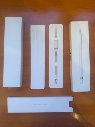 Punta, adaptador y caja Apple Pencil 