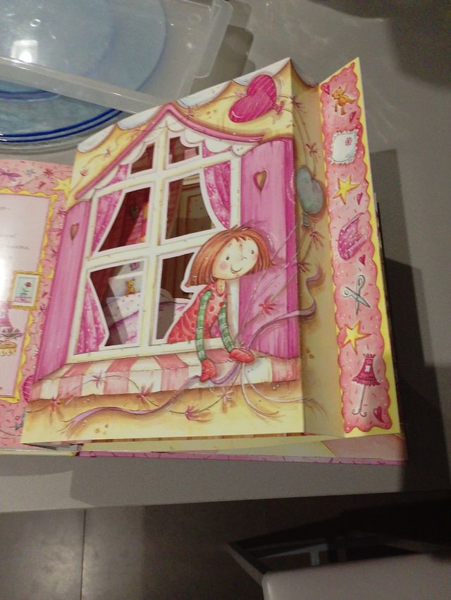 Mi casa de muñecas (Ventanas 3D) (Spanish Edition)