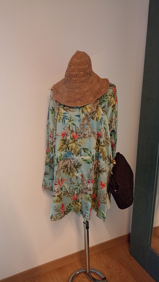 Camisa Zara seda estampada