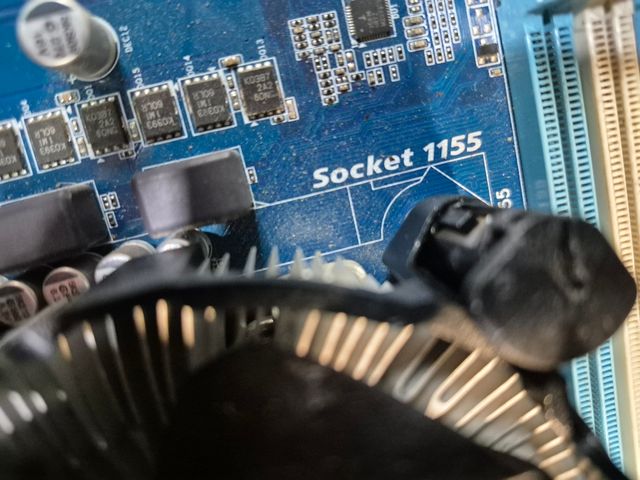 i5, Gigabyte GA-Z77-DS3H,32GB, WiFi, HDMI,