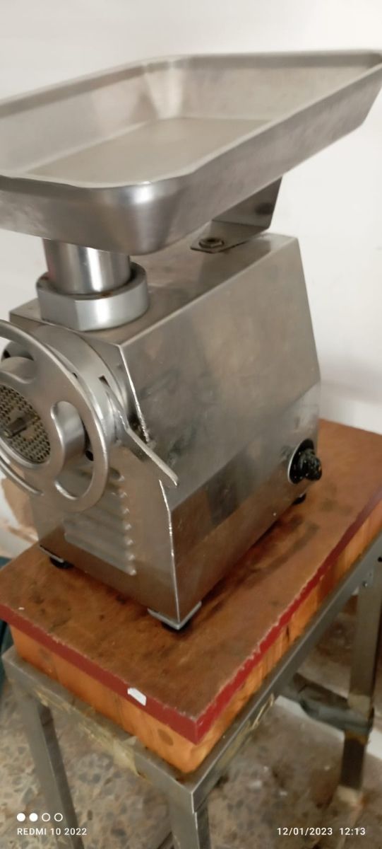 Picadora carne industrial p22