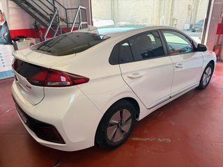 Hyundai IONIQ 2021
