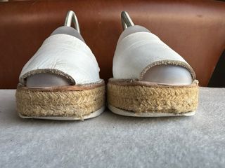 Camila’s abarca blanca esparto cómoda plataforma
