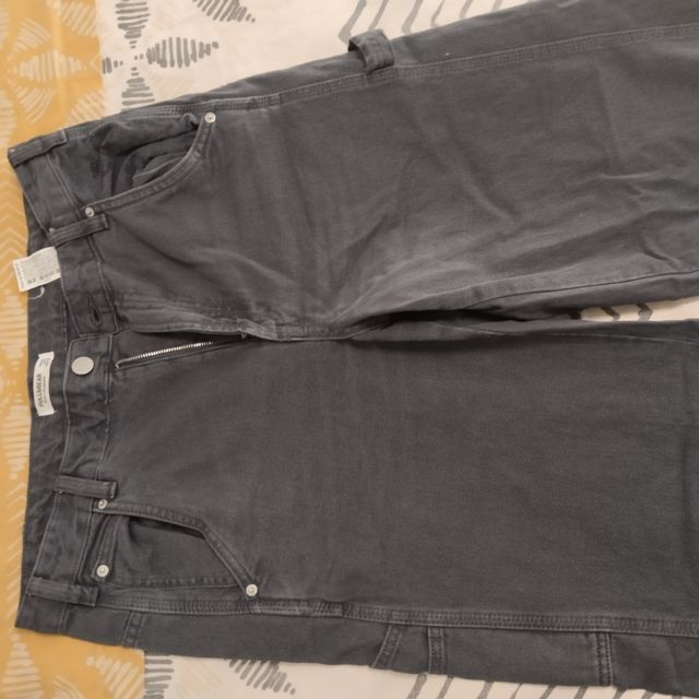 Vaqueros Pull&Bear negros - EUR 40