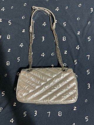 Bolso bandolera plateado