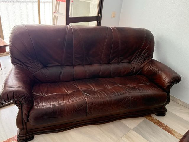 Conjunto de 3 sofás de piel marrón oscuro y madera