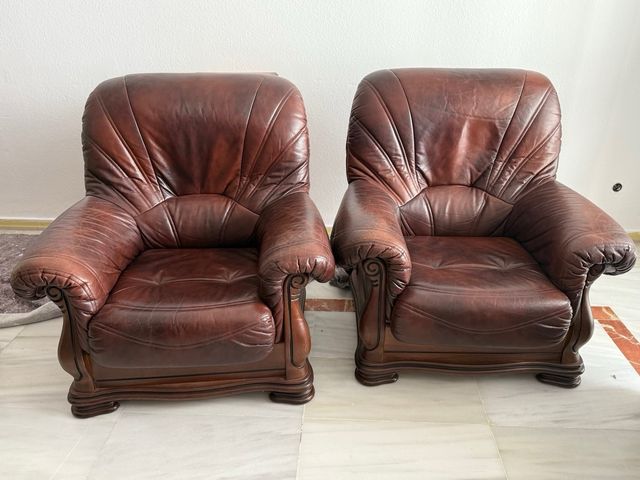 Conjunto de 3 sofás de piel marrón oscuro y madera