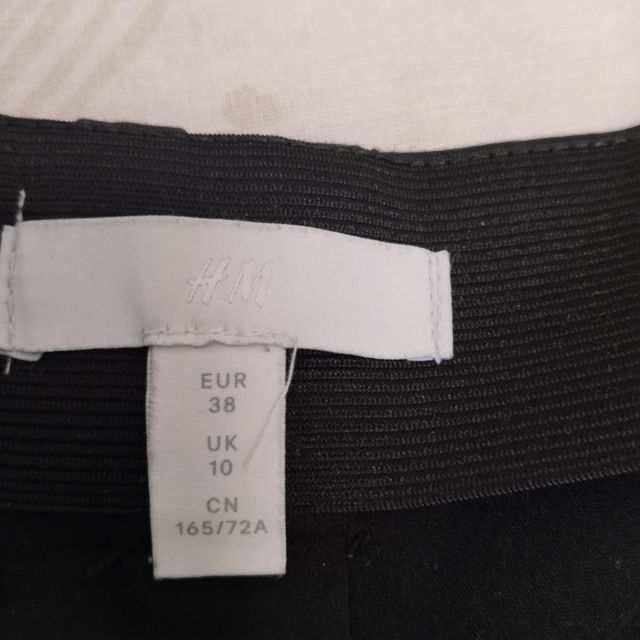 Pantalones negros H&M - Talla 10 UK