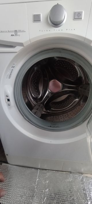 Lavadora FAGOR 8Kg - 1000rpm