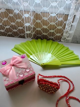 Caja, bolso & abanico: rosa y verde