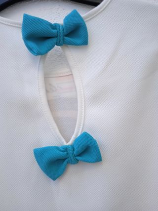 Vestido niña espalda detalle lazos. Talla: 14 años