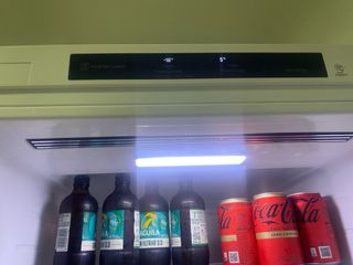 Nevera combi LG 227L 
PARA PIEZAS O REPARAR