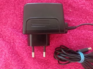 CARGADOR GAME BOY MICRO NINTENDO ORIGINAL