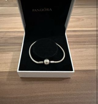 Pulsera Pandora plata