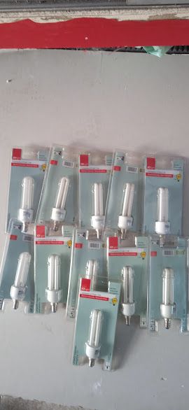 11 Lampadine a basso consumo 11W  E14 4200k 
