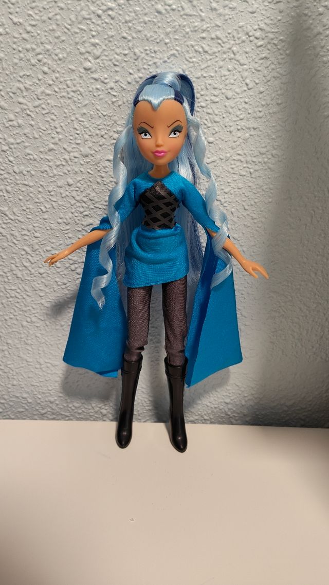 BONECA ORIGINAL ICE POWER TRIX WINX CLUB