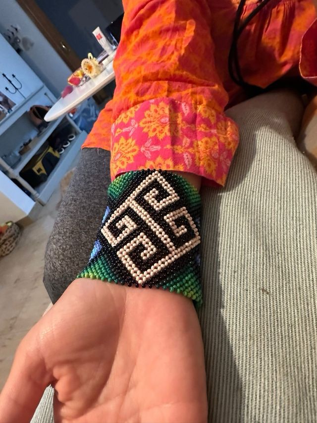 Pulsera artesanal brasileña de Amazonia