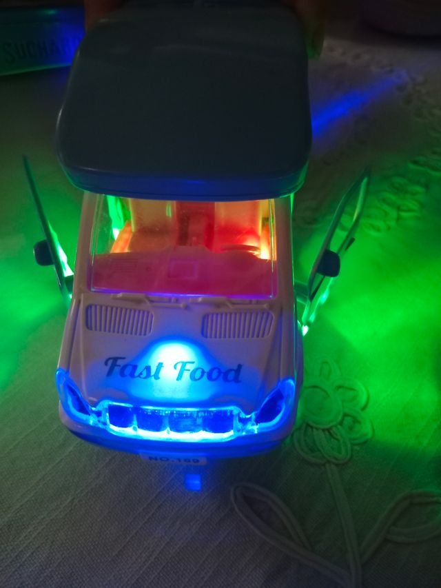 Caravana comida rápida juguete