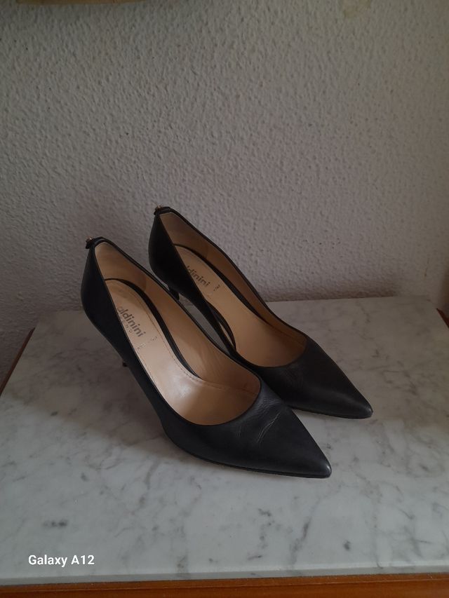 Salones negros Baldinini