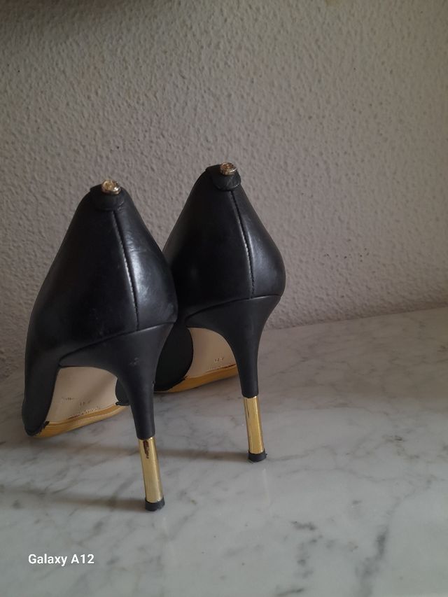 Salones negros Baldinini