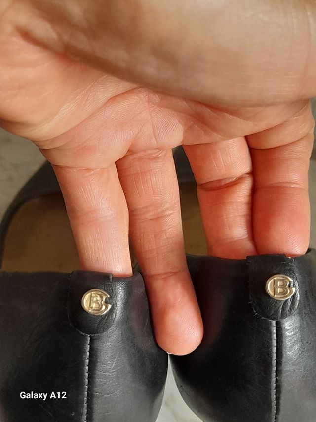 Salones negros Baldinini