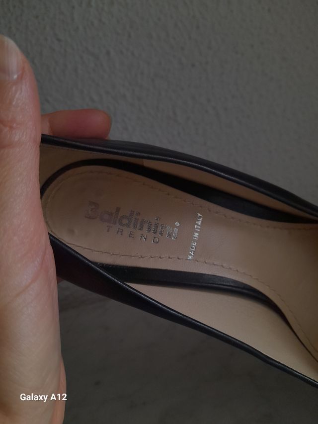 Salones negros Baldinini