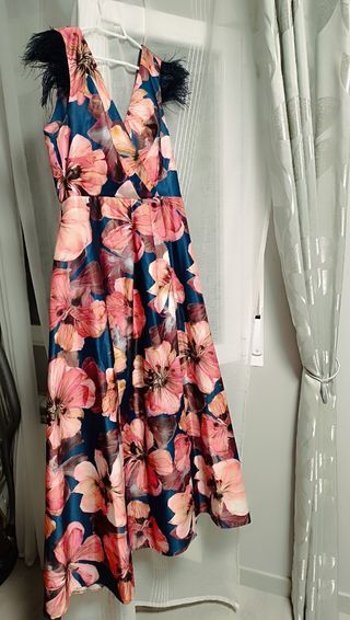 Vestido floral azul y rosa
