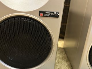 Altavoces Technics SB-F1