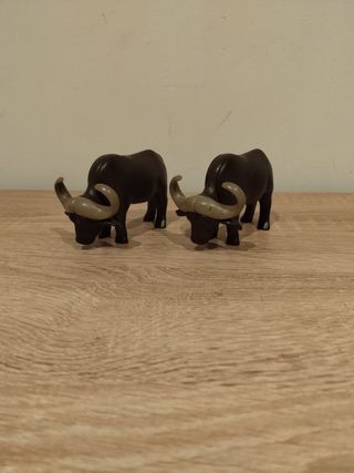 2 Búfalos Playmobil