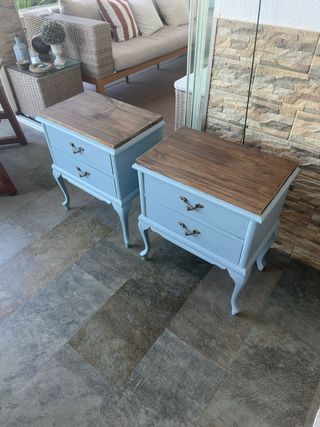 Mesita de noche madera maciza restaurada 